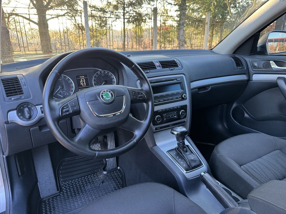 Skoda Octavia a5 2.0 TDI автомат