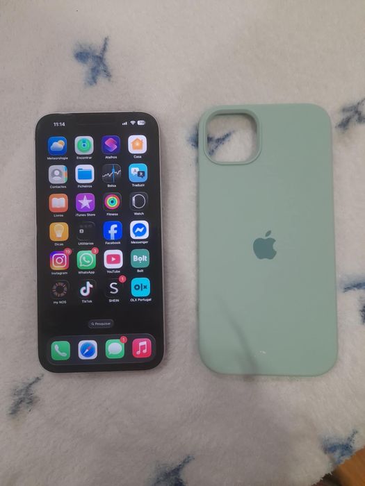 Iphone 14 plus lilas