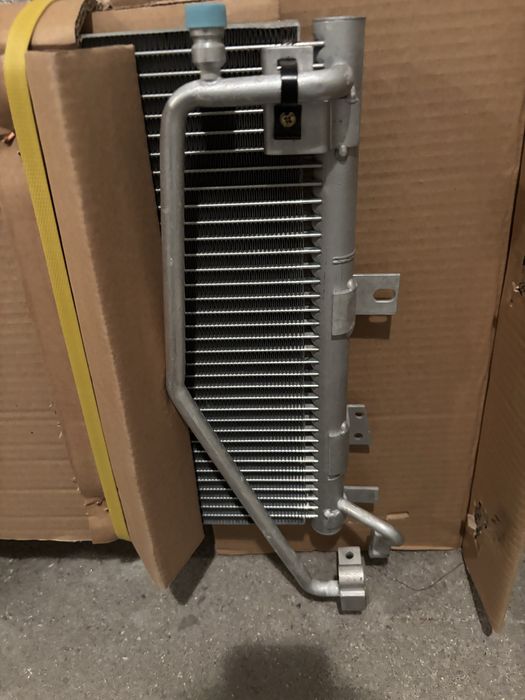 Condensador novo de ar condicionado SAAB 95