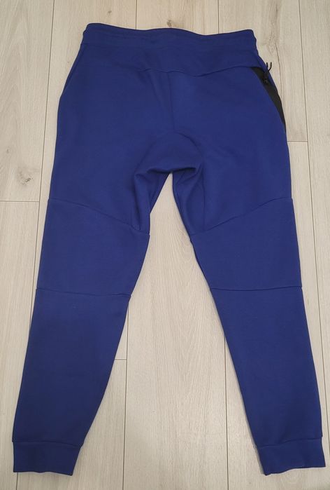 Nike tech flecce