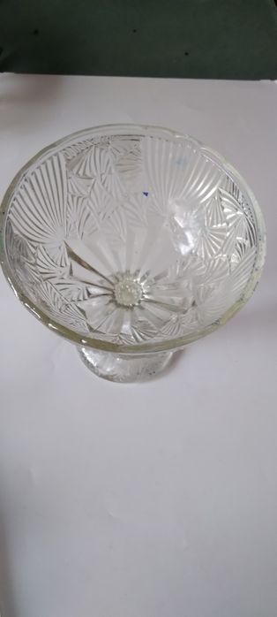 Przedwojenna kryształowa cukiernica