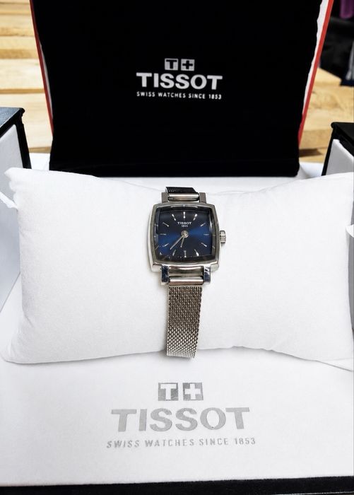 Tissot Lovely Square T058.109.11.041.00 Damski Niebieska Tarcza Szafir