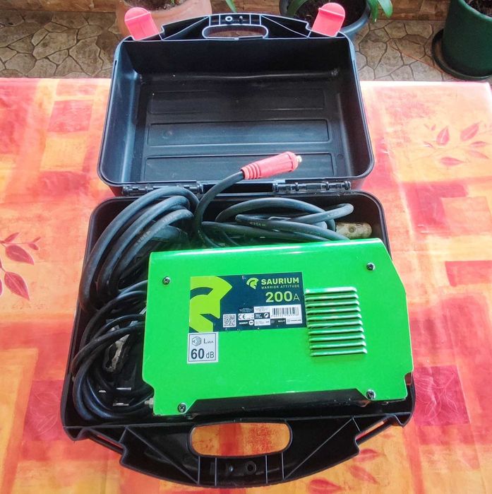 Máquina de Soldar Inverter Saurium MMA-200E