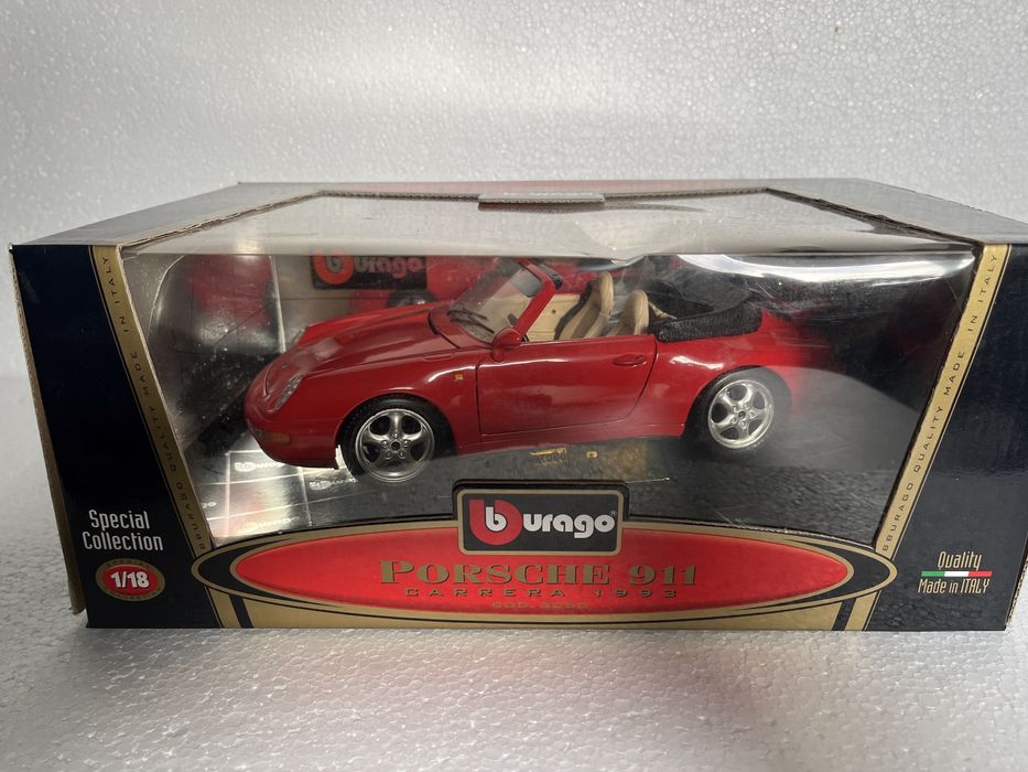 1:18 Bburago Porsche Carrera
