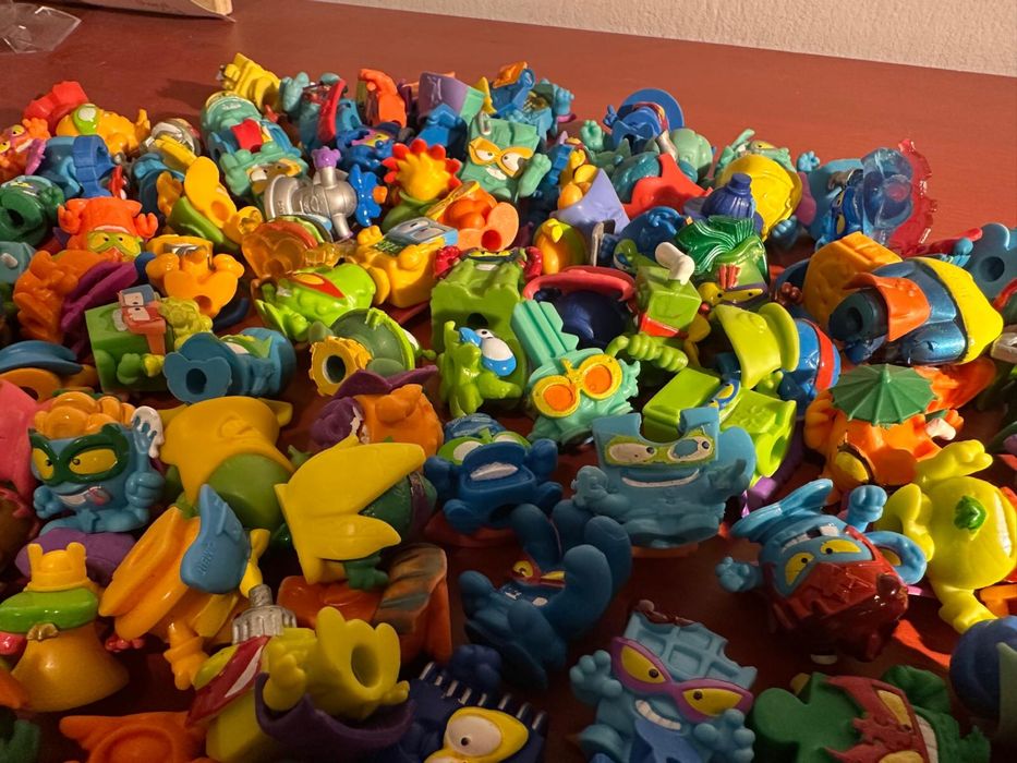 Super zings figurki 137 sztuk