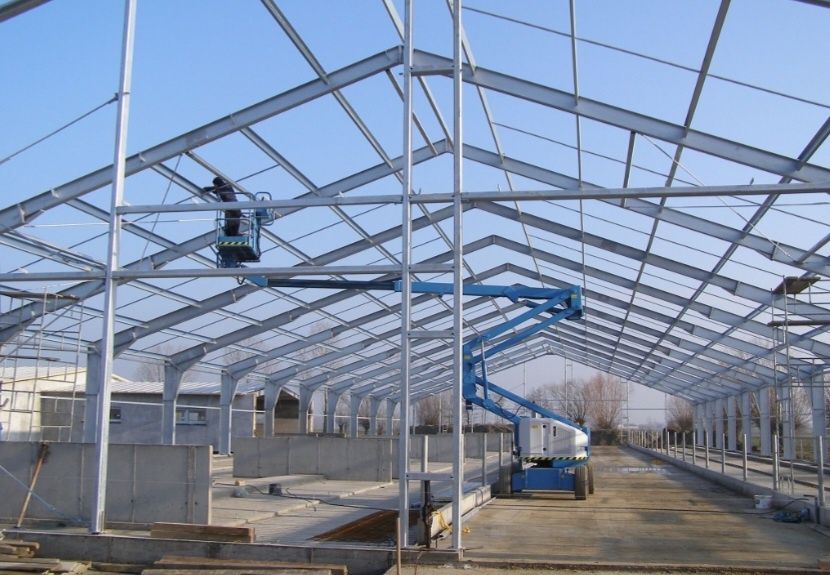 Konstrukcja stalowa obory 20x50x4 kompletna do montażu