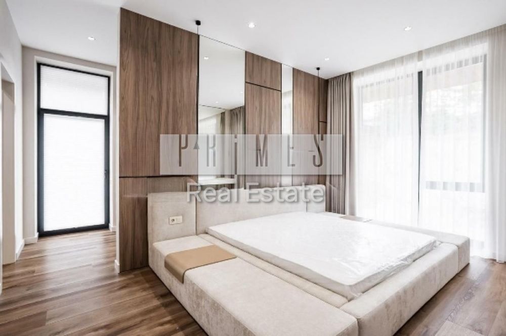 Продаж будинку Лісники, новий ремонт. Газ. Стіни-цегла.