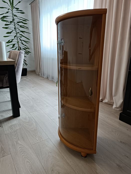 Szafka norożna półokrągła, zaokrąglona, barek, witryna, witrynka