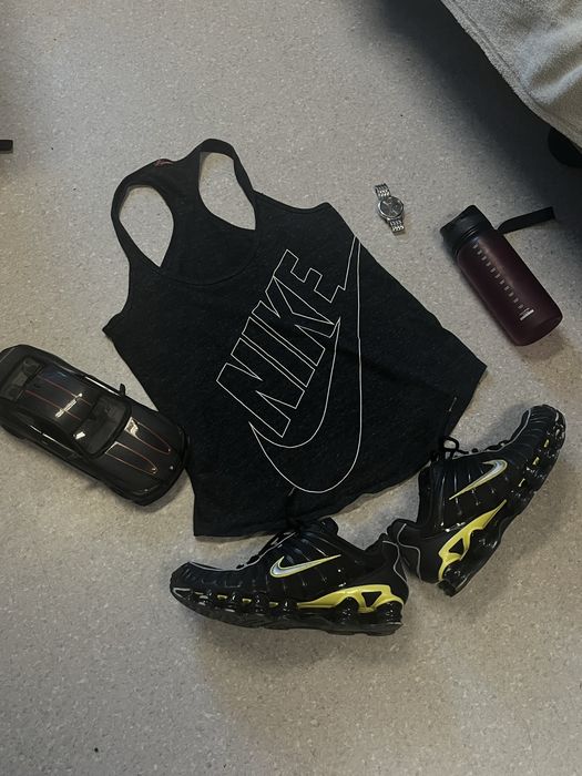 Nike Tank Top(Gym, gymshark, under armour)