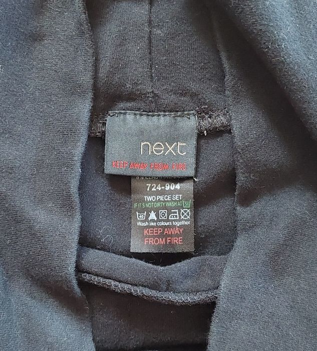 Krótka elegancka spódniczka