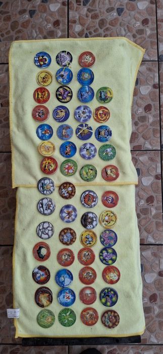 Tazos pokemon (85 unidades)