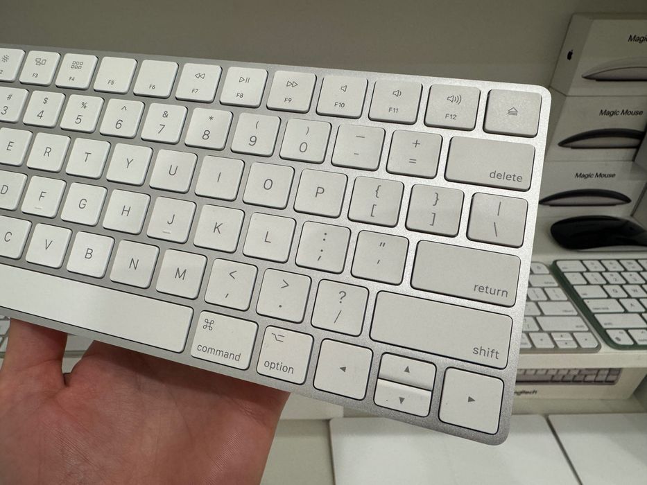 Ідеальна Клавіатури Apple Magic Keyboard 2 MLA22 Стан Нової МАГАЗИН ГАРАНТІЯ MK2A3 Lightning