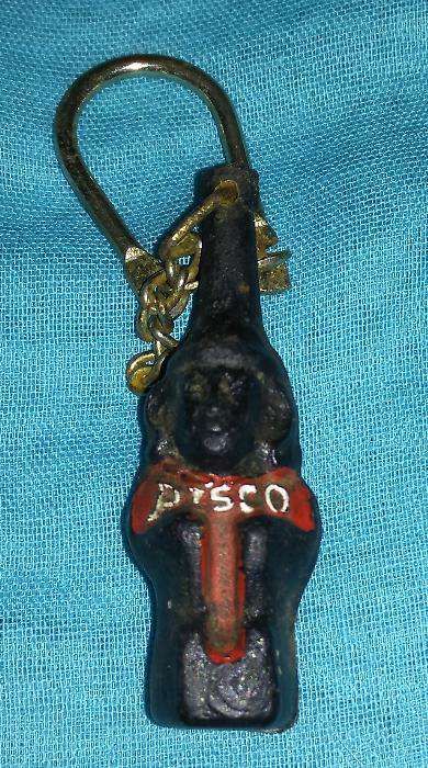 Porta chaves antigo da bebida Pisco