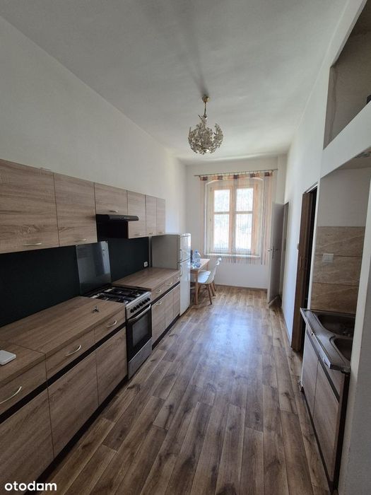 Bezpośrednio od właściciela, kawalerka z garderobą i duzą kuchnią