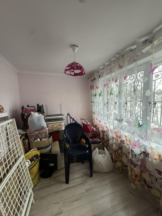 Продаж 3-кімнатної з меблями та ремонтом м. Калуш