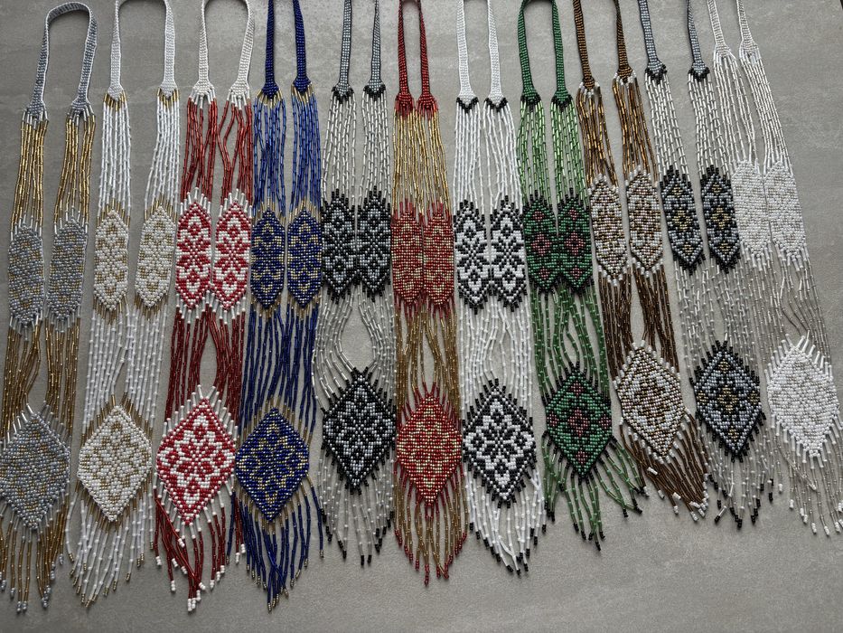 Гердани ручної робити з бісеру