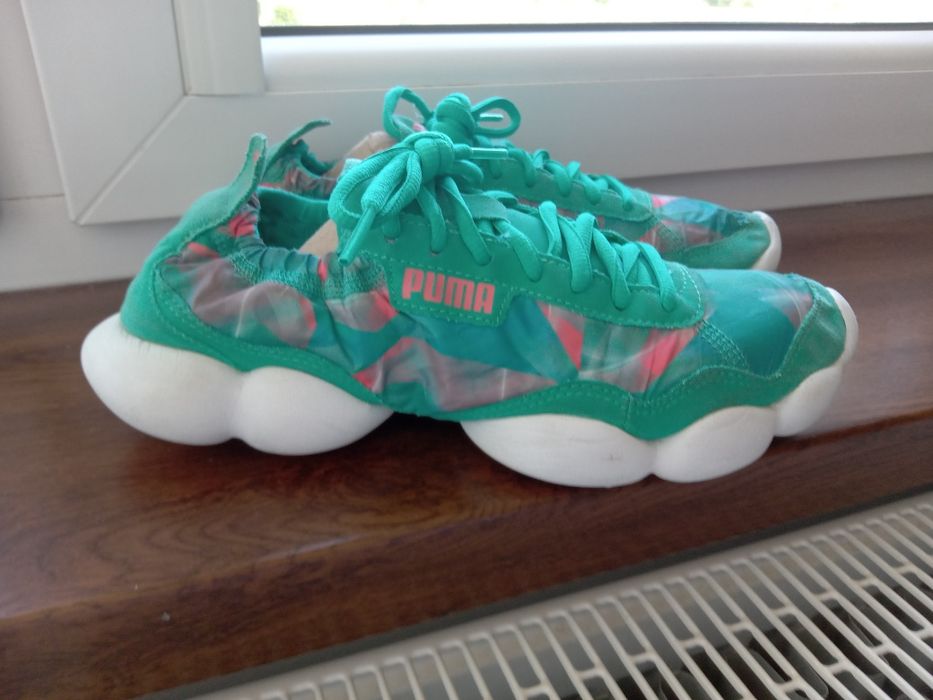 Puma Bubble XT Graphic buty do biegania 38,5