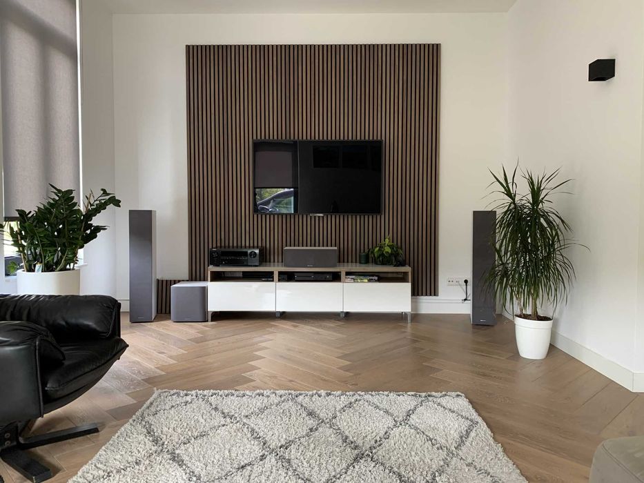 Painéis Ripados Acústicos em Madeira