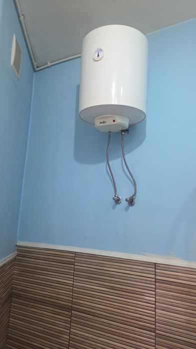 Prysznic, umywalka, bojler elektryczny