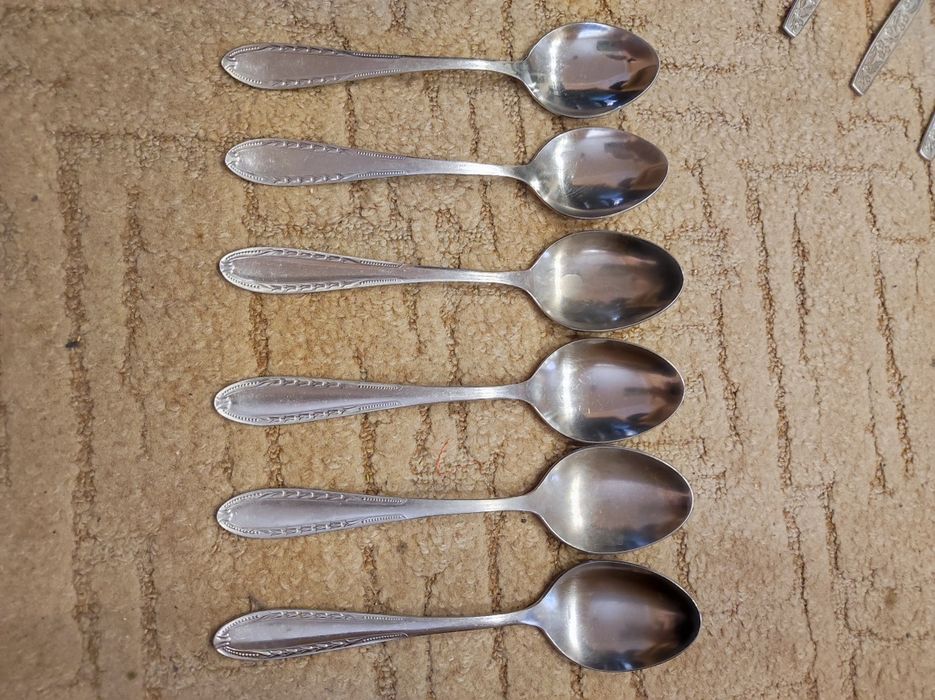 Ложки столовые , десертные,  чайные , наборы  и. разнобой