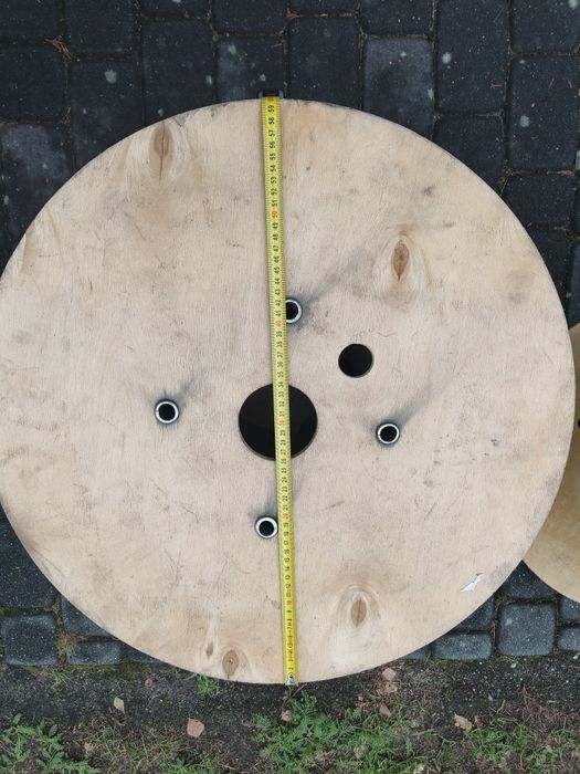 Szpula po kablu , stół