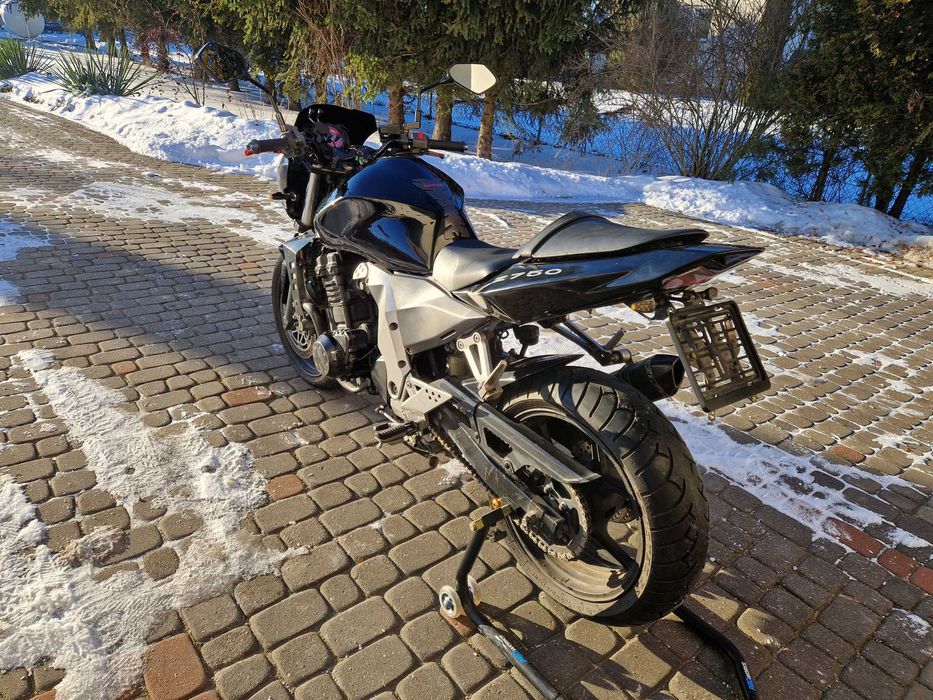 Kawasaki Z750, 2006r, 62500 km. Zarejestrowany w PL, 110 KM