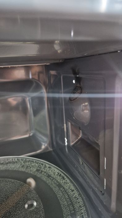 Kuchenka mikrofalowa Toshiba