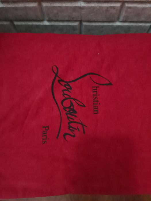 Sapatos Louboutin pump usados tamanho 37.5