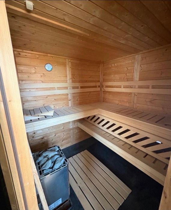 sauna  fińska drewniana kompletna dwu cztero osobowa