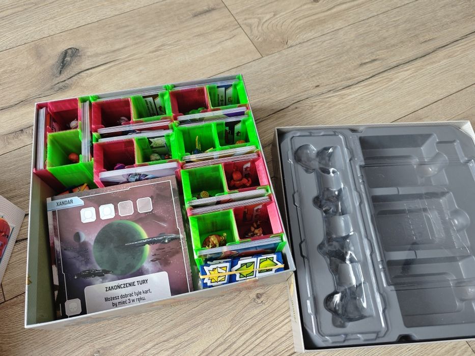 Marvel United + dodatek POMALOWANE + super insert