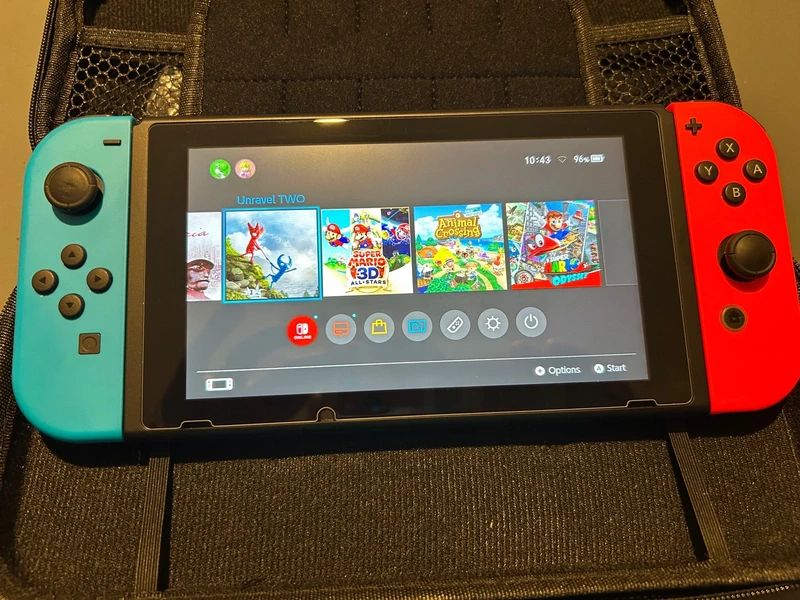 Nintendo Switch Neon Vermelho Azul com Dock, Capa e 3 Jogos