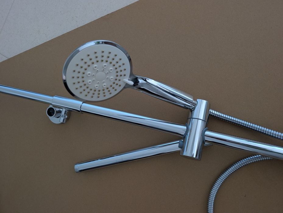 Coluna de Duche Completa Aidia (Misturadora Monocomando + Chuveiro Fixo e de Mão) – Como Nova