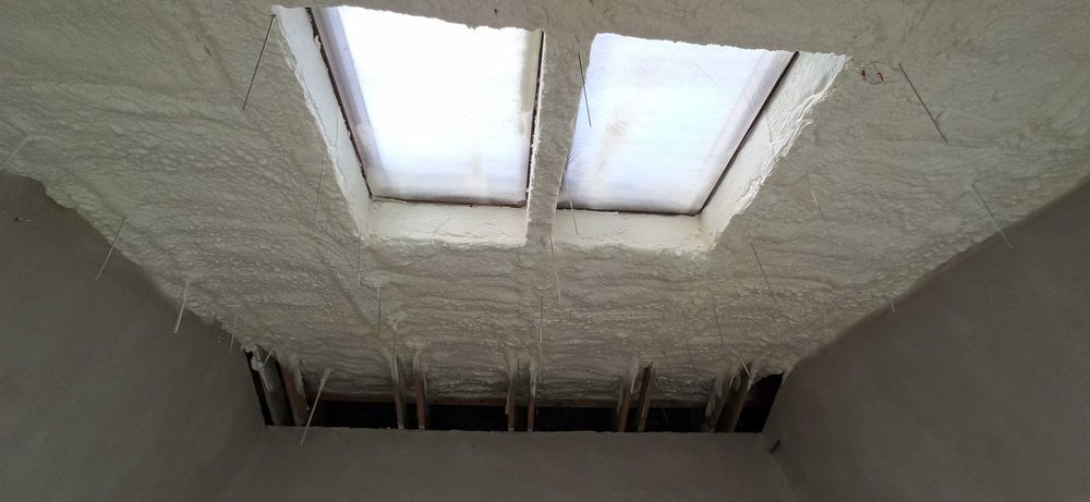 Ocieplenie pianą PUR,  Ocieplanie piana PUR ,  izolacja poddasza