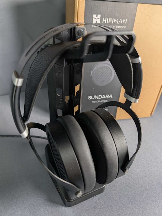 HiFiMan Sundara - słuchawki planarne otwarte - pudełko i kabel