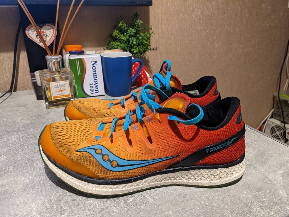 Кросівки Saucony Freedom ISO 41,5