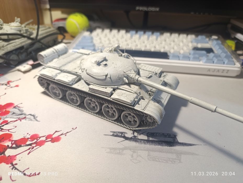 Т-62 1/35 ZVEZDA