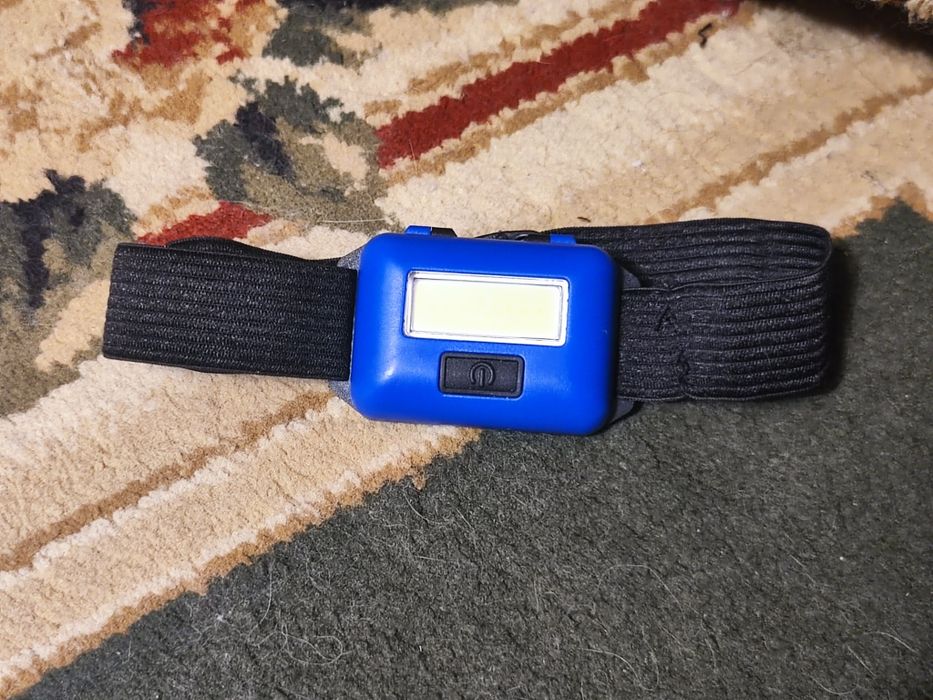 Налобный фонарик