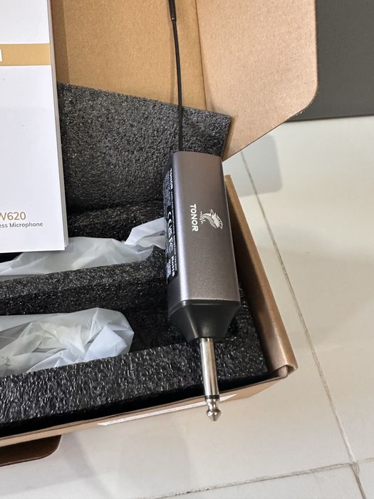 Mikrofon z odbiornikiem Tonor