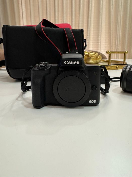 Canon EOS M50 Mark II em excelente estado