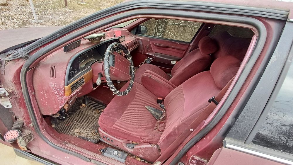 Форд таурус 1990рік