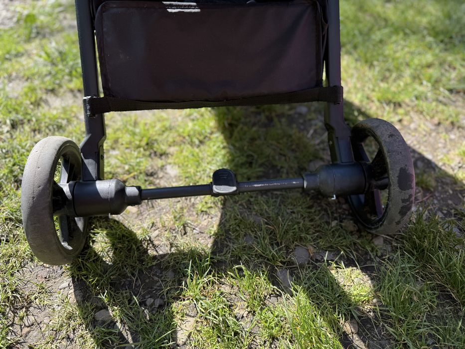 Коляска прогулочна прогулянкова для дівчинки