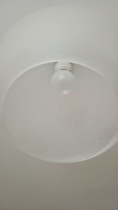 Lampa kula z matowego szkła