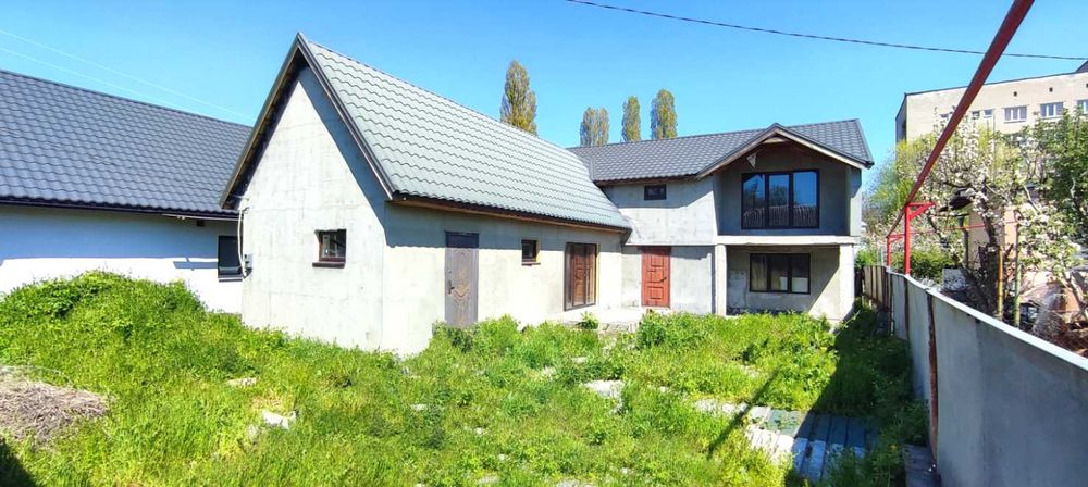 быстрый показ  В продаже  дом,  место отличное, газ, центральная вода на ж/м Покровский (Коммунар) - Кр. Камень - Парус