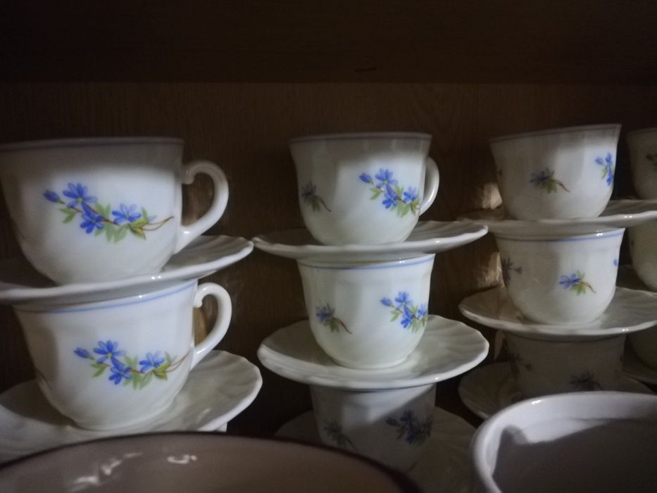 Teacups64737704138753124