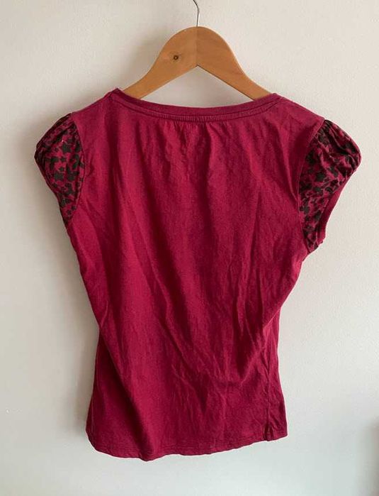 Tshirt Cereja Stradivarius