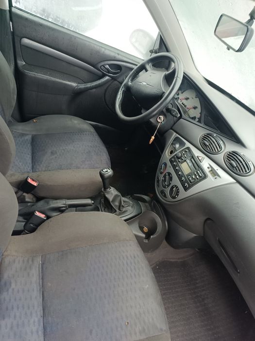 Форд фокус 1.бляха