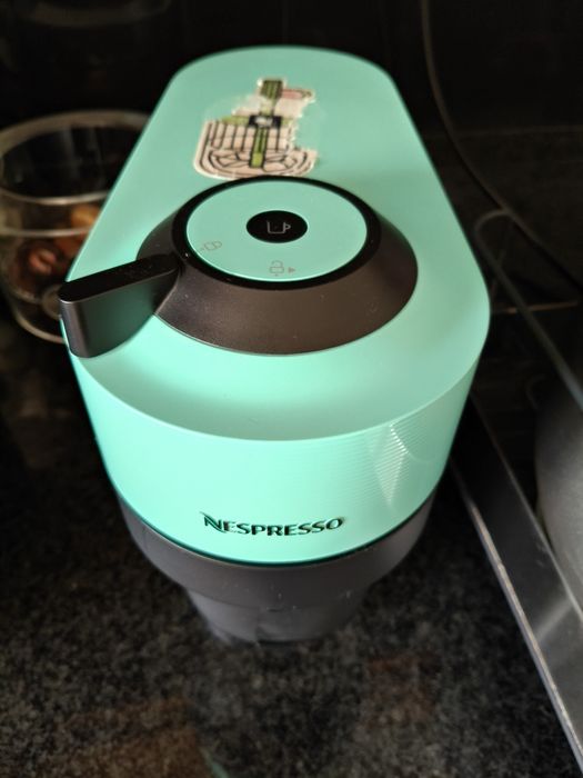 Máquina Nespresso vertuo pop