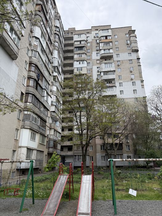 Продам квартиру на Бочарова, поселок Котовского.