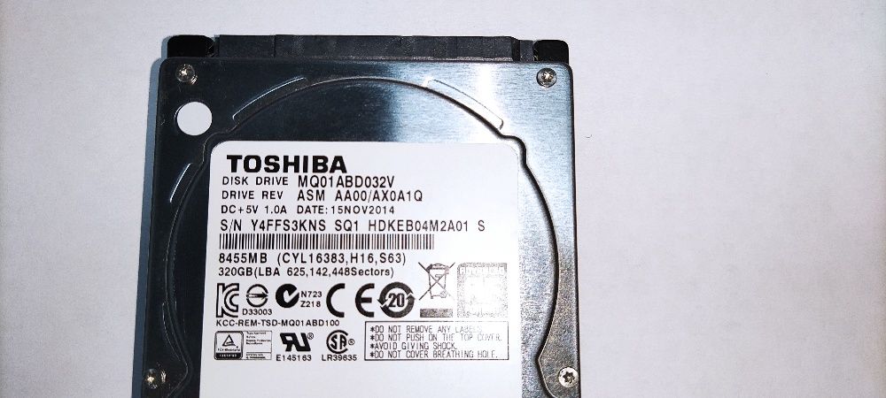 Toshiba Hard Drive - 320 GB64751281537411121