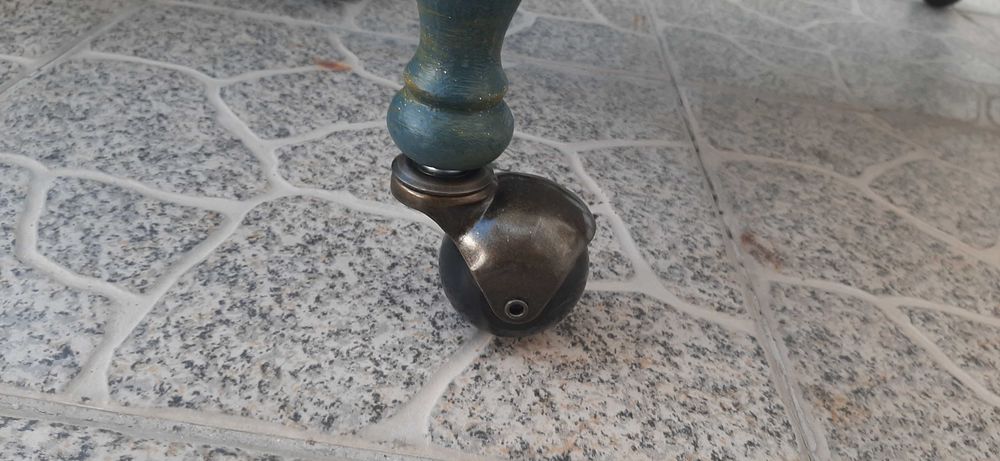Carrinho de bar restaurado